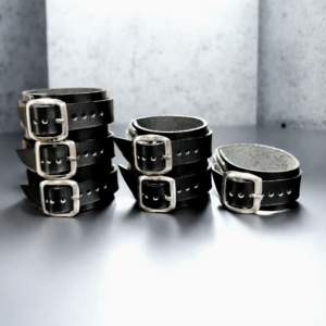 Brazalete de cuero rock punk metal